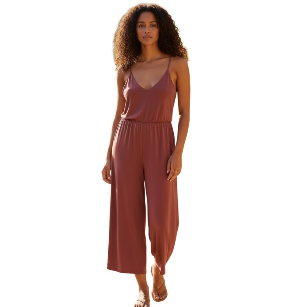 Forever 21 Jumpsuit‎ Cropped Wide Leg,  Adjustable Straps, Mauve, Sz Small